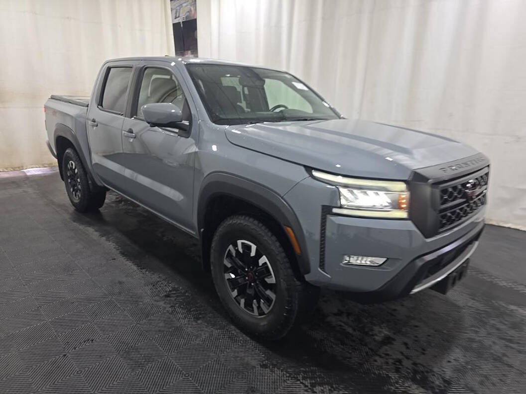 Used 2023 Nissan Frontier PRO-4X AWD/4WD image 2