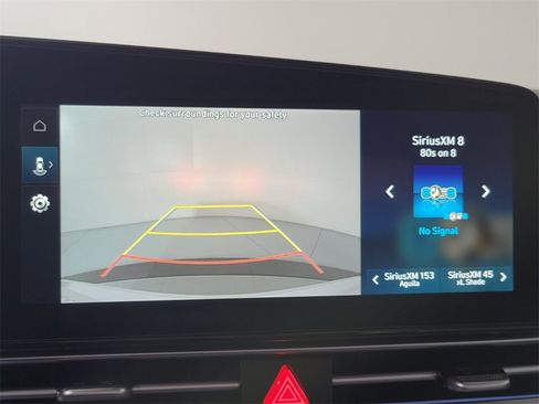 New 2025 Hyundai Elantra Limited image 17