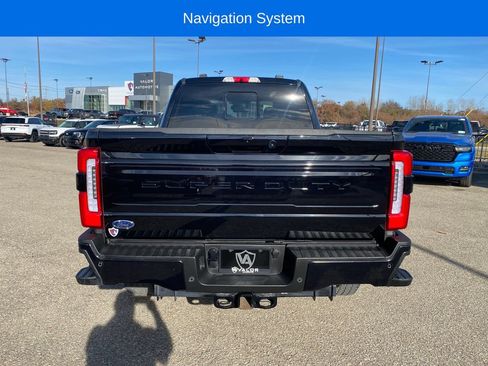 Used 2025 Ford F250 Platinum w/ FX4 Off-Road Package AWD/4WD image 5