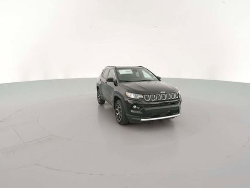 New 2026 Jeep Compass Limited image 17