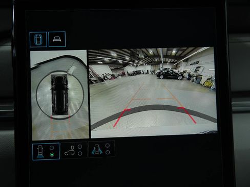 New 2026 GMC Terrain Denali w/ LPO, Black Badging Package image 33