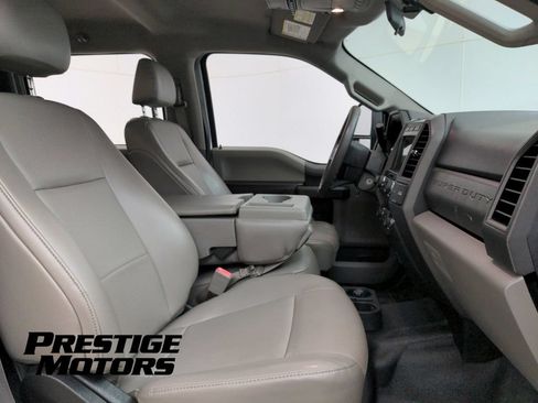 Used 2019 Ford F250 XL w/ Power Equipment Group AWD/4WD image 24