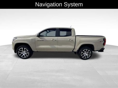 Used 2023 Chevrolet Colorado Z71 w/ Z71 Convenience Package 2 image 4