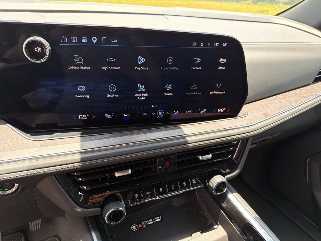 Used 2025 Chevrolet Tahoe LT AWD/4WD image 28