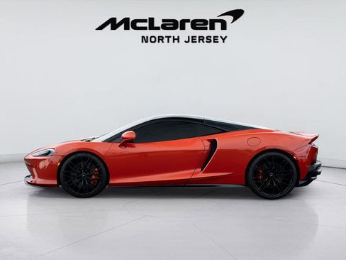Used 2023 McLaren GT image 3