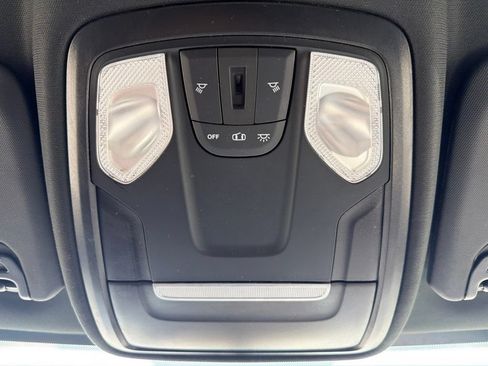 Used 2024 RAM 3500 Tradesman w/ Chrome Appearance Group AWD/4WD image 41