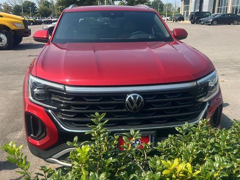Used 2024 Volkswagen Atlas Cross Sport SEL AWD/4WD image 21