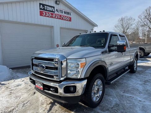Used 2012 Ford F250 Lariat w/ Chrome Pkg image 7