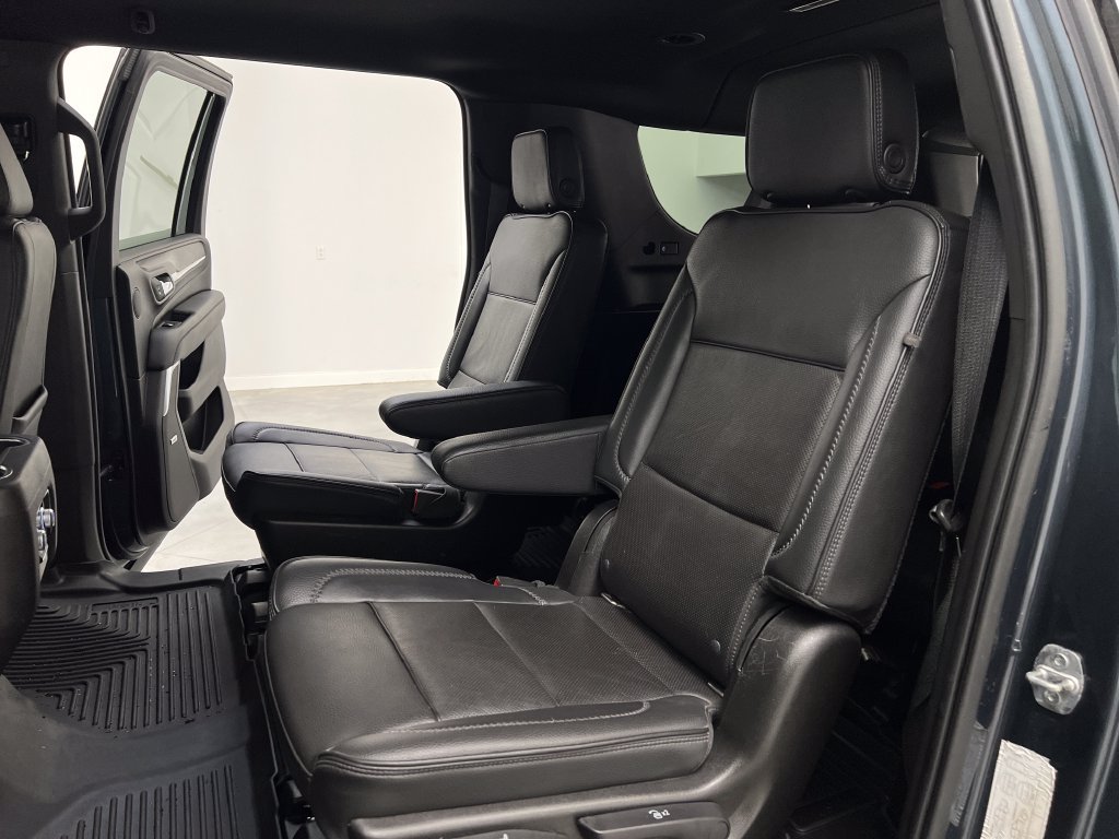 Used 2021 GMC Yukon XL Denali AWD/4WD image 18