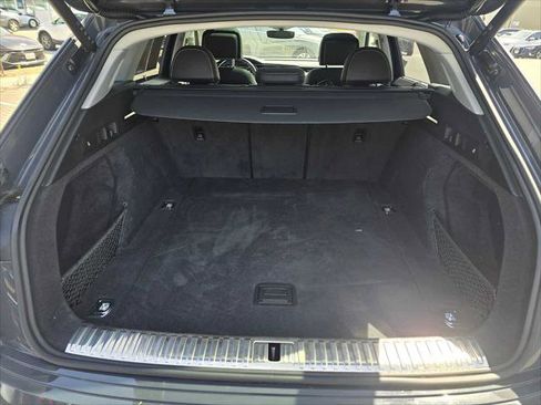 Used 2024 Audi Q8 e-tron Prestige w/ Prestige Package AWD/4WD image 17