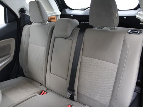 Used 2020 Ford EcoSport S image 19