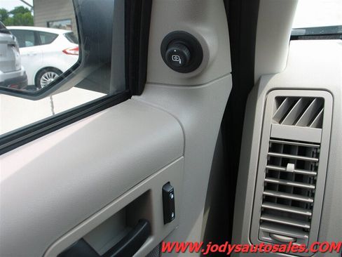 Used 2012 Ford Escape XLT AWD/4WD image 11