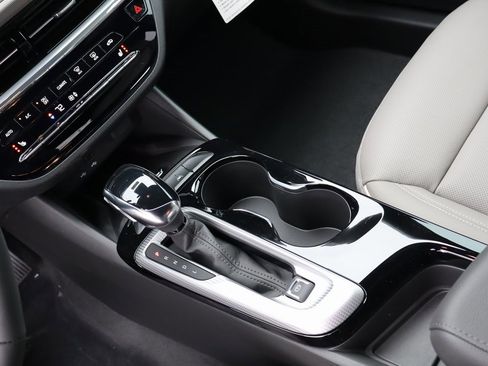 New 2026 Buick Envista Avenir image 15