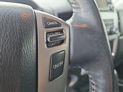 Used 2015 Nissan Titan PRO-4X image 36