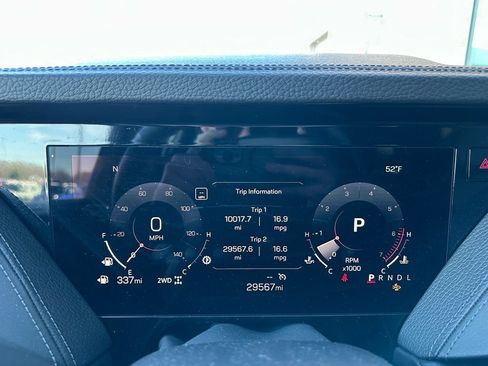 Used 2025 GMC Yukon Denali image 20