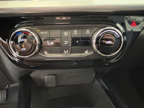 New 2026 Chevrolet Trax LT w/ Driver Confidence Package FWD image 13