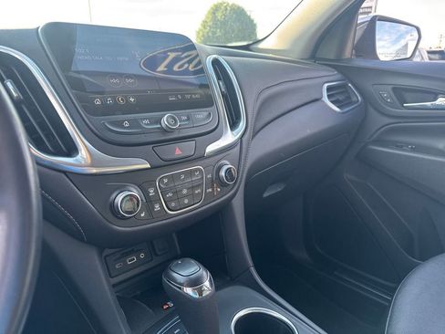 Used 2021 Chevrolet Equinox Premier AWD/4WD image 24