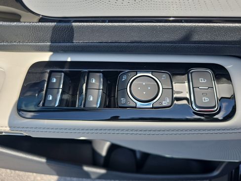 New 2026 Lincoln Aviator Reserve w/ Luxury Package RWD image 28