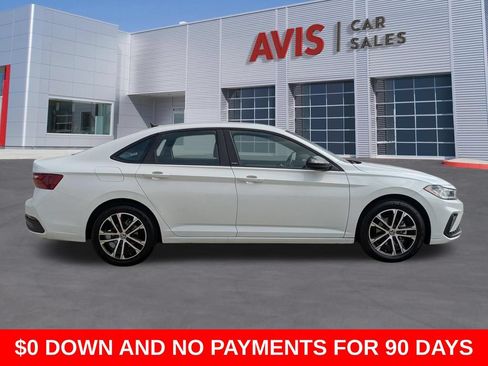 Used 2025 Volkswagen Jetta Sport FWD image 5
