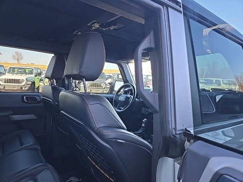 Used 2023 Ford Bronco Badlands w/ Sasquatch Package image 84