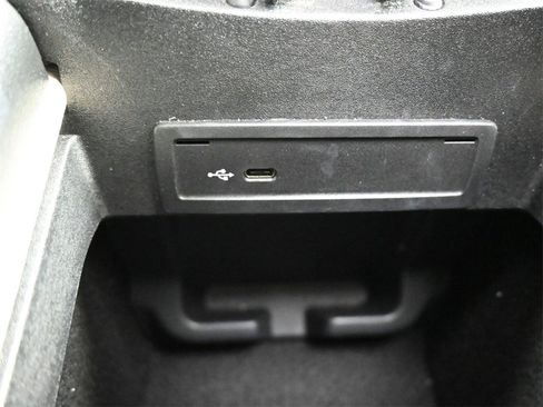 Used 2020 Mercedes-Benz GLE 350 image 14