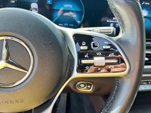 Used 2022 Mercedes-Benz GLS 450 4MATIC image 32