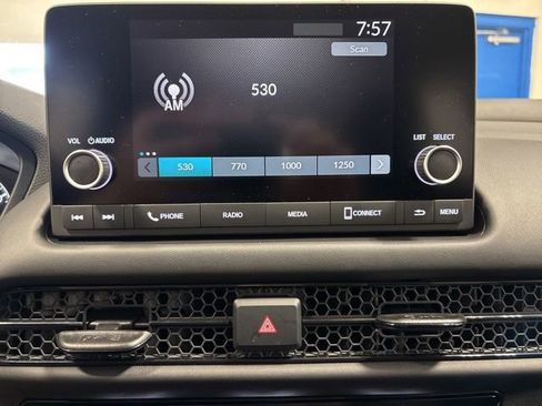 Certified 2024 Honda HR-V LX image 30
