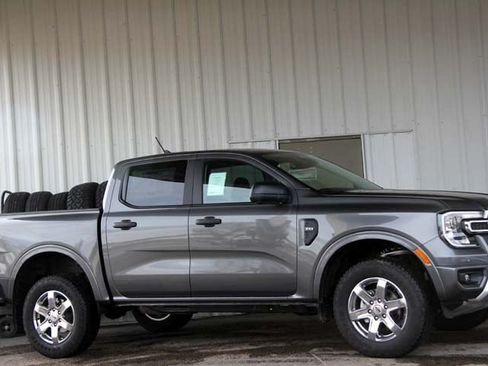 New 2025 Ford Ranger XLT w/ FX4 Off-Road Package AWD/4WD image 1