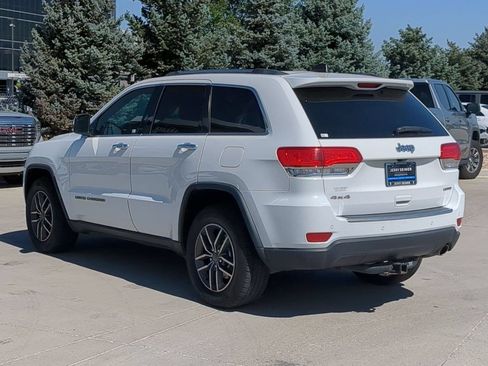 Used 2019 Jeep Grand Cherokee Limited AWD/4WD image 4
