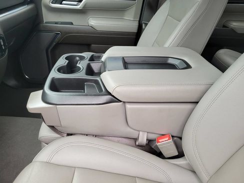 Used 2024 GMC Sierra 1500 SLT RWD image 23
