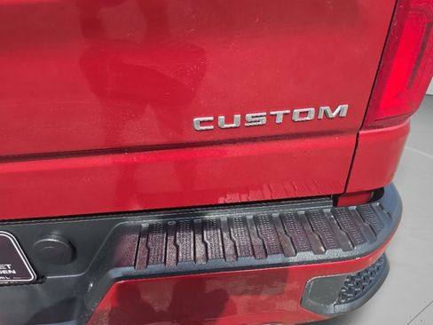 Used 2020 Chevrolet Silverado 1500 Custom w/ Custom Value Package AWD/4WD image 35