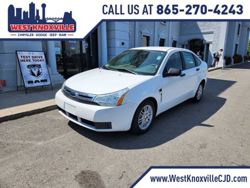Used 2008 Ford Focus SE FWD image 1