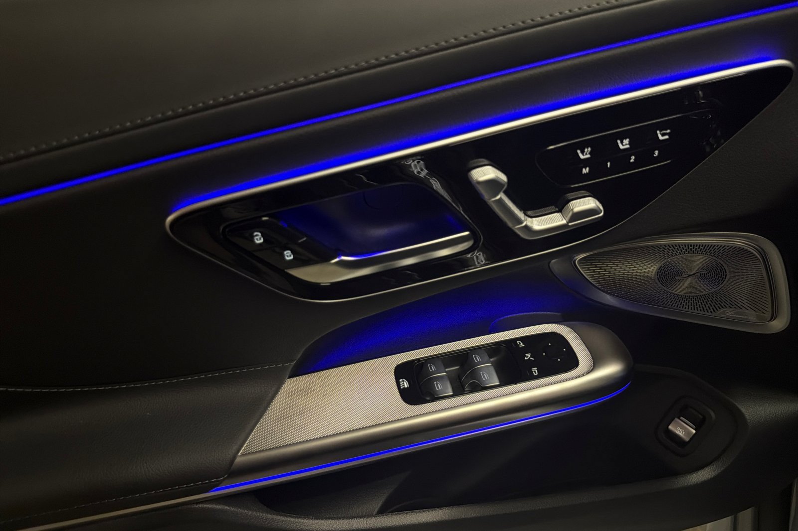 New 2027 Mercedes-Benz CLE 300 4MATIC Cabriolet image 11