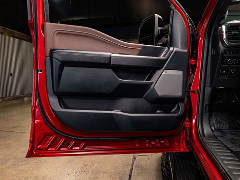 Used 2023 Ford F150 Lariat w/ Equipment Group 502A High image 33