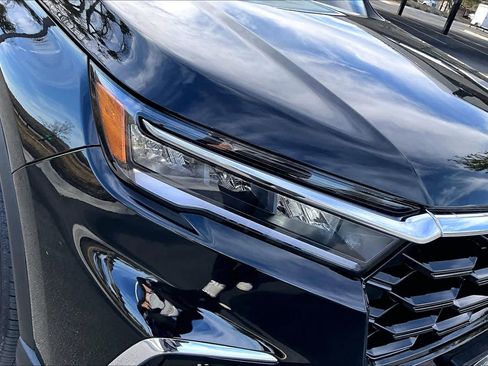 Used 2025 Honda Pilot Elite image 28