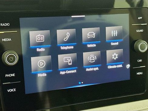 New 2025 Volkswagen Taos SE image 15