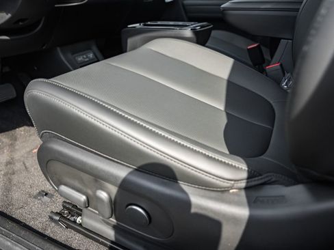 New 2025 Hyundai Ioniq 5 SEL image 34