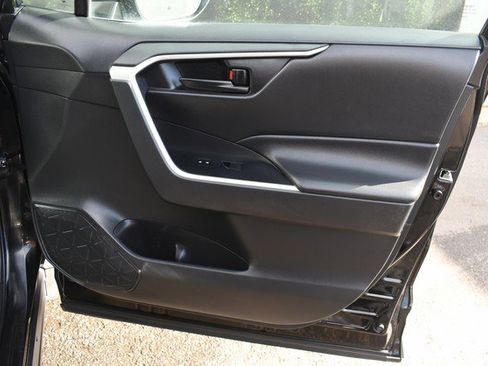 Certified 2024 Toyota RAV4 LE image 23