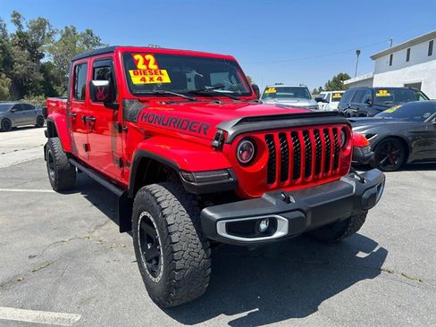 Used 2022 Jeep Gladiator Sport AWD/4WD image 9