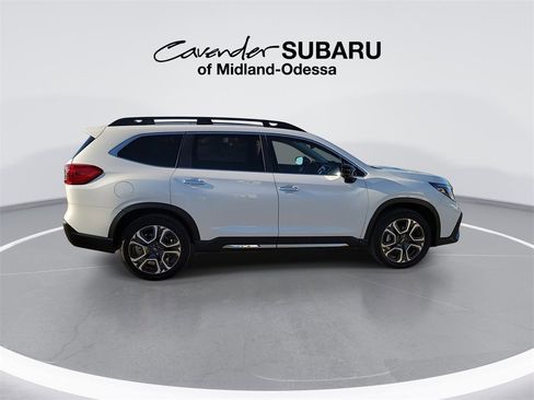 Used 2025 Subaru Ascent Touring image 9