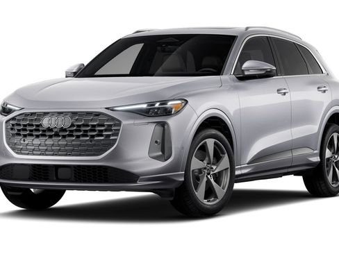 Certified 2025 Audi Q5 Premium w/ Premium Plus AWD/4WD image 1