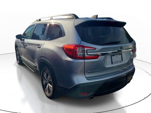 Used 2024 Subaru Ascent Premium w/ Convenience Package AWD/4WD image 7