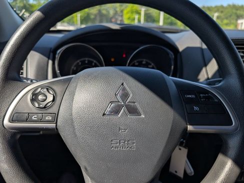 Used 2025 Mitsubishi Outlander Sport AWD image 22