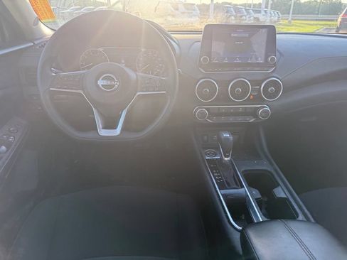 Used 2024 Nissan Sentra SV FWD image 6