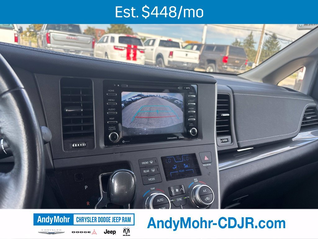 Used 2020 Toyota Sienna SE FWD image 10