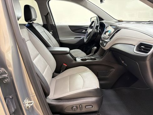 Used 2018 Chevrolet Equinox Premier AWD/4WD image 29