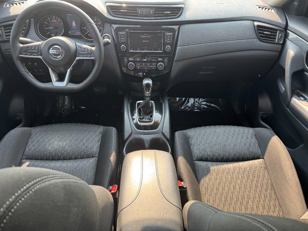Used 2020 Nissan Rogue SV AWD/4WD image 15