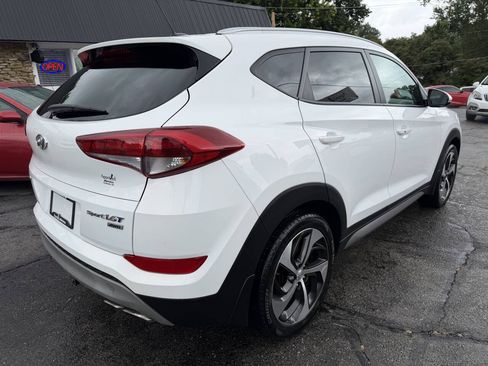 Used 2017 Hyundai Tucson Sport w/ Cargo Package AWD/4WD image 4