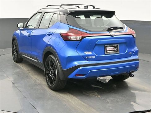 Used 2024 Nissan Kicks SR w/ SR Premium Package image 4