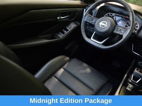 Used 2023 Nissan Rogue SV w/ SV Premium B Package AWD/4WD image 2